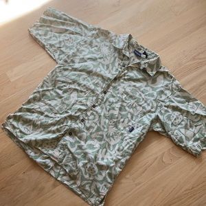 Men’s Cotton Patagonia Button Down Green Size Medium